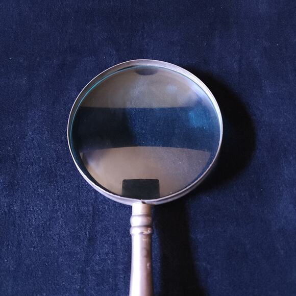 Vintage Rare Ornate Desk Magnifier Magnifying Glass Silverplate Made in India - Picture 2 of 9